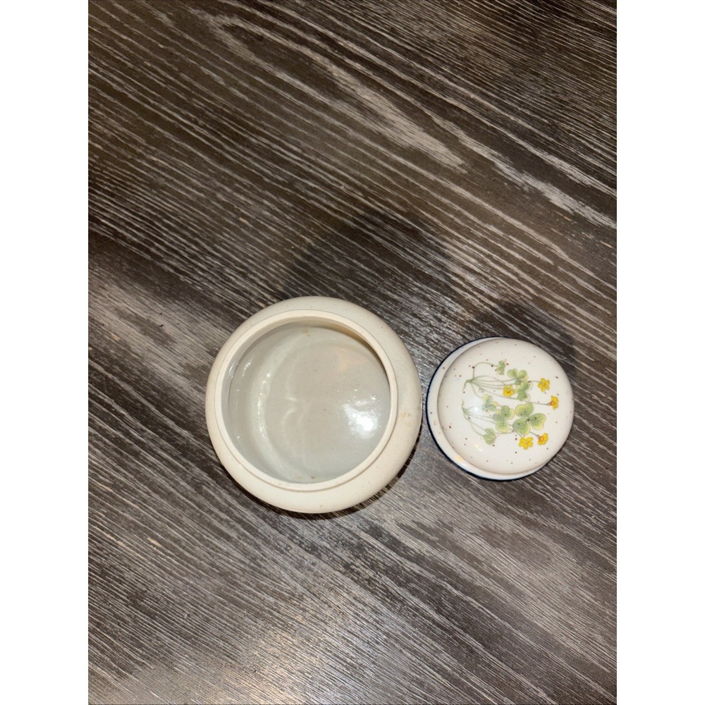 Takahashi Speckled Ceramic Container With Lid Flowers Herbs 5" - Picture 6 of 8